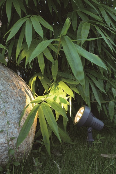 Ландшафтный светильник для подсветки деревьев 5781