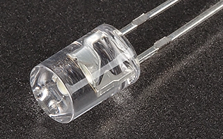 Светодиод ARL-5923UWC-3.5cd-E (Arlight, 5мм (цилиндр)) Светодиод ARL-5923UWC-3.5cd-E (Arlight, 5мм (цилиндр))