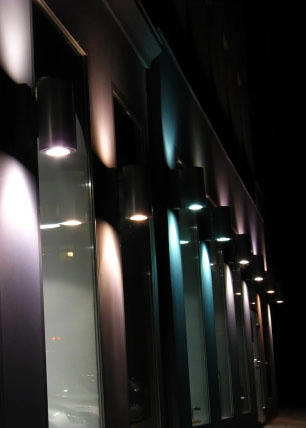 Уличный настенный светильник 7092 матово-черный