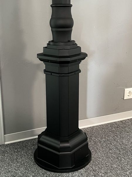 Светильник садово-парковый "Варна", G3960-1, 1* Е27  1*60W  IP44 h=2.45m, black+ wood. Светильник садово-парковый "Варна", G3960-1, 1* Е27  1*60W  IP44 h=2.45m, black+ wood.