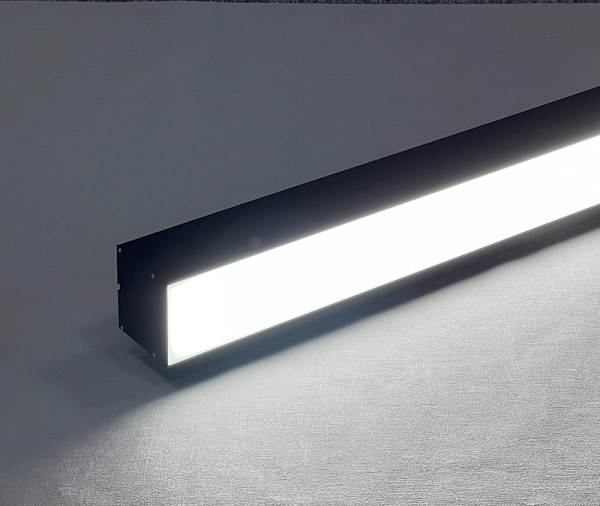 Светильник линейный светодиодный подвесной, LED SMD 100W 3000К, 4000К уг.120° 8,0*7,5*240 см, белый, черный, HB8075-1 Светильник линейный светодиодный подвесной, LED SMD 100W 3000К, 4000К уг.120° 8,0*7,5*240 см, белый, черный, HB8075-1