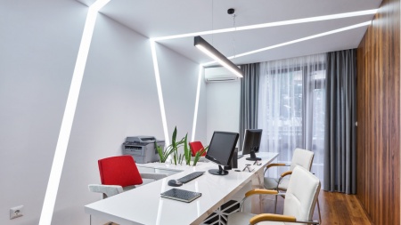 Подвесной линейный светильник черный SILED LA LINEA 500х28х25 (12 Вт, 3000K) Подвесной линейный светильник черный SILED LA LINEA 500х28х25 (12 Вт, 3000K)