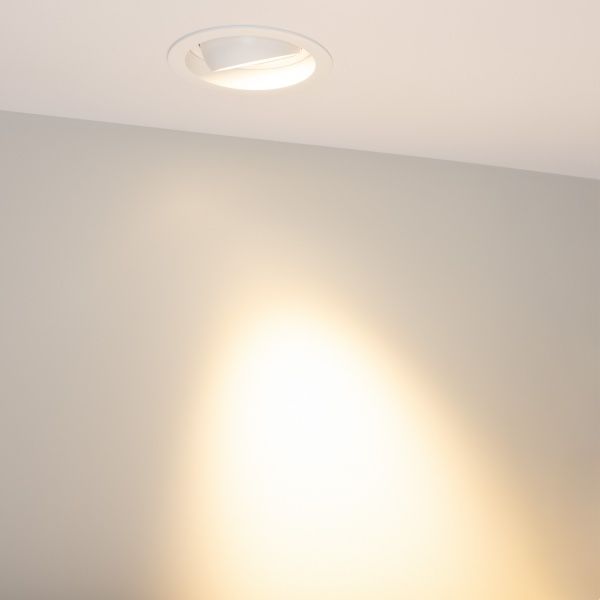 Светильник MS-VORTEX-BUILT-R135-30W Warm3000 (WH-WH, 30 deg, 230V) (Arlight, IP20 Металл, 5 лет) Светильник MS-VORTEX-BUILT-R135-30W Warm3000 (WH-WH, 30 deg, 230V) (Arlight, IP20 Металл, 5 лет)