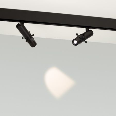 Светильник MAG-ORIENT-SPOT-CROP-ZOOM-TC-R35-6W Warm3000 (BK, 19-29 deg, 48V) (Arlight, IP20 Металл, 3 года)