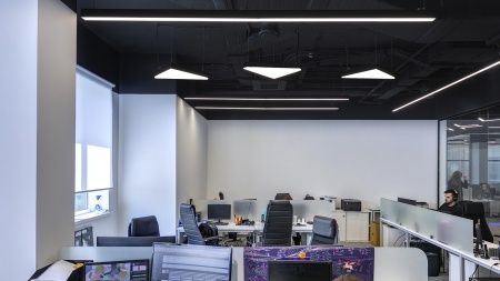 Подвесной светильник треугольный белый SILED TRIGON 400х350х100 (9 Вт)