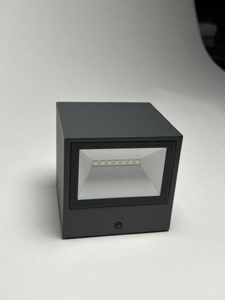 Светильник наcтенный "Фокус", WC2128, LED 9W 4000К IP54, темно серый Светильник наcтенный "Фокус", WC2128, LED 9W 4000К IP54, темно серый