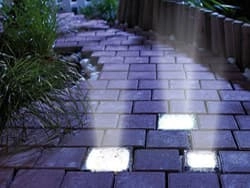Светодиодная брусчатка на солнечных батареях Светодиодная брусчатка на солнечных батареях